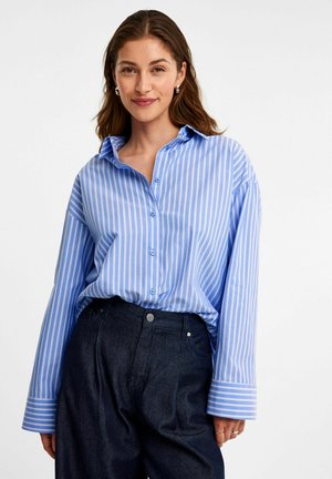Kappahl OVERSIZED - Button-down blouse - Blue