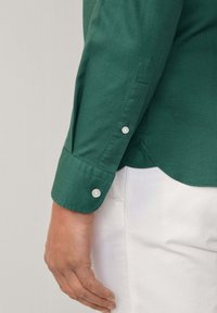 Hackett London GIRO INLGESE - Košeľa - dark green