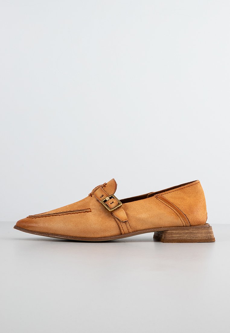 a.s.98 Instappers zandkleur