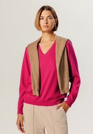 V-NECK - Pullover - rose tonique