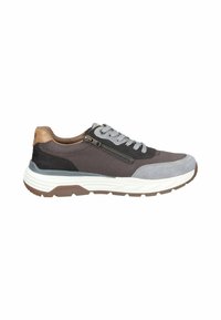 Men’s low-top sneaker in gray and black mesh with suede and leather accents, lace-up front, side zipper, and white rubber sole.