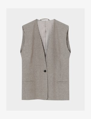 Varrukateta hall vest peente vertikaalsete mustade triipudega, ühe musta nööbiga ja kahe eesmise taskuga, tasapinnal välja pandud.