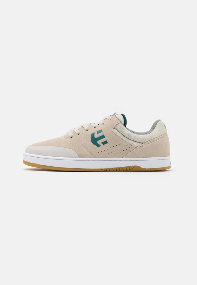MARANA - Skateschoenen - white/green