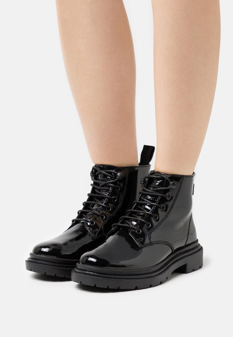 Levi's® TROOPER CHUKKA Laceup ankle boots full black/black