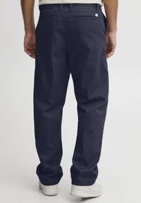 Solid SDELDRIC STRAIGHT FIT - Chino - insignia blue
