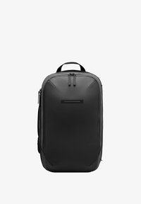 Sélectionné, all black