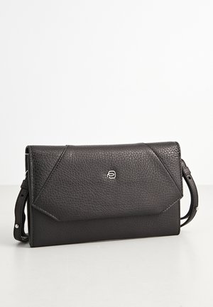 Clutch - black