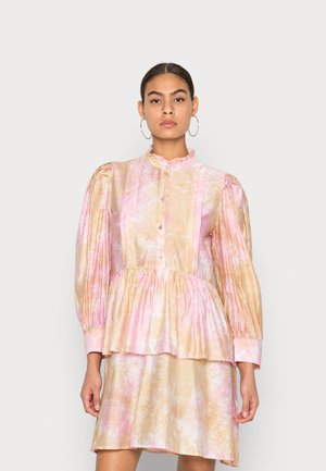 SUGAR MANDARINE DRESS - Shirt dress - fragrant lilac
