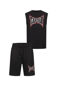 Juodas be rankovių viršus ir atitinkančios šortai, pagaminti iš medvilnės, abu su ryškiu "TAPOUT" logotipu baltos ir raudonos spalvos. Šortai turi elastingą juosmenį.