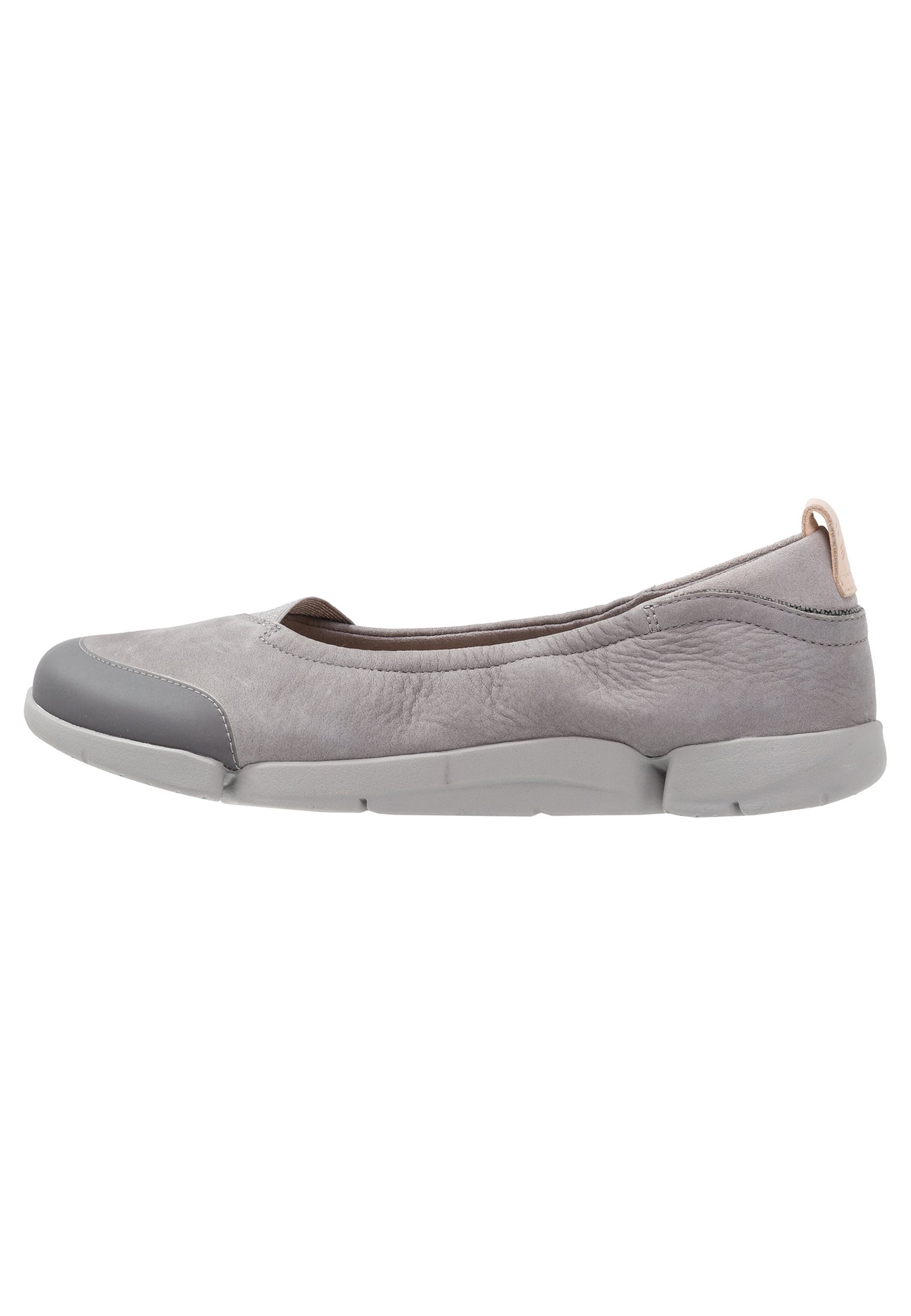 clarks tri adapt ballerina