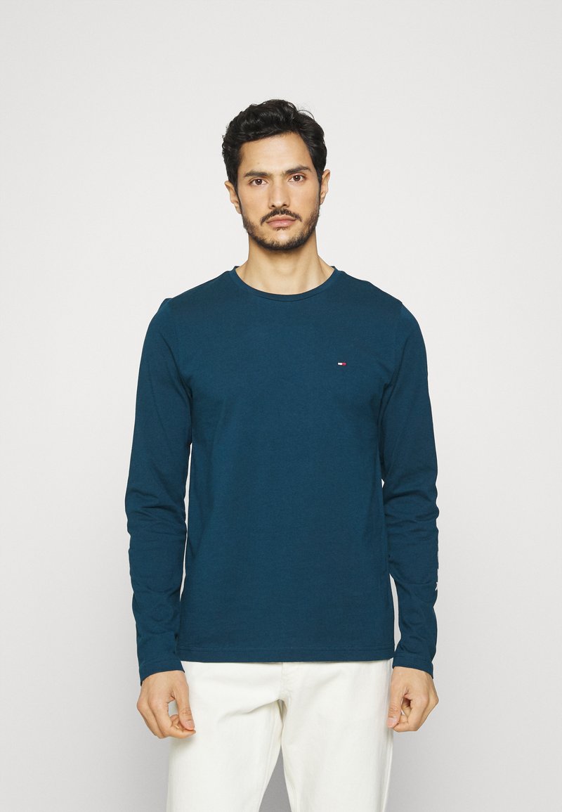 Tommy Hilfiger LOGO LONG SLEEVE TEE - Camisola de manga comprida - dark lakeside