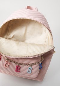 Guess SMALL BACKPACK UNISEX - Reppu - candy pink