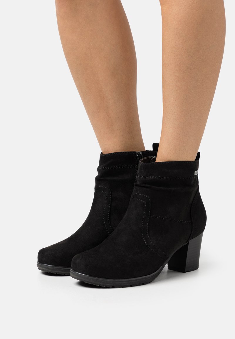 Jana Nilkkurit - black