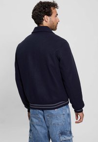 Guess Giubbotto Bomber - blau