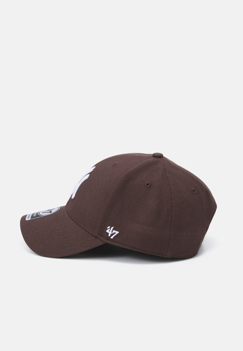 new york yankees brown