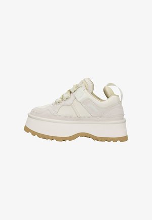 Relaks, PÓŁBUTY RELAKS R46196-84 - Baskets basses - beige r