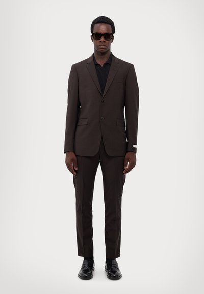 Tiger of Sweden JERRETT - Obleka - dark mahogany