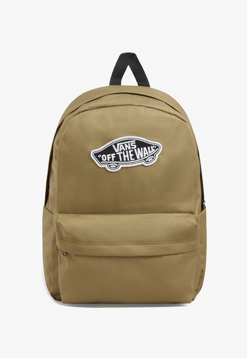 Khaki plecak z teksturowanego materiału, z wyraźnym czarno-białym logo "VANS 'OFF THE WALL'" z przodu oraz kieszenią z przodu.