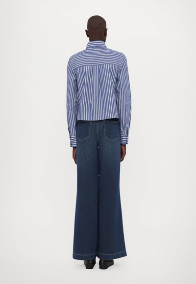 CLOSED CROPPED CLASSIC SHIRT - Blúzka so zapínaním na gombíky - graphite blue