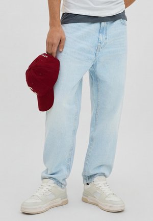Bershka LOOSE - Jeans Relaxed Fit - light blue