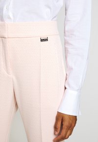 HUGO Trousers - nude