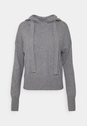 Hoodie gris en maille à manches longues avec larges cordons, poignets côtelés et ourlet côtelé, présenté sur un fond uni.