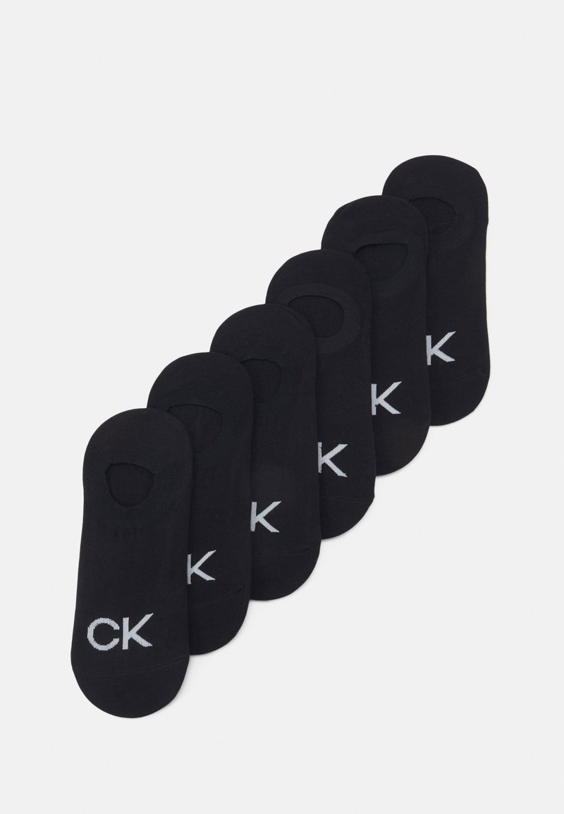 Čierne bavlnené ponožky s nízkym strihom, s okrúhlym výstrihom a sivým logom "CK" na boku. Sada piatich párov.
