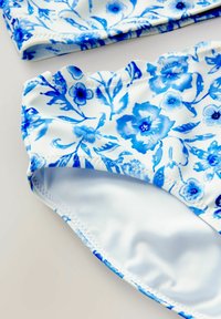 Next SCALLO SET - Bikini - blue floral