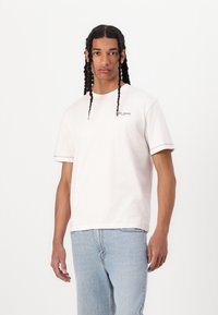 Pepe Jeans TARSEY TEE - Tričko s potlačou - off white