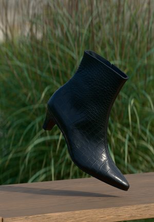 Paul Green, Ankle boots - black