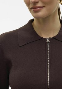 Vero Moda VMHANNA  - Vest - chocolate torte