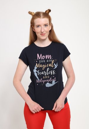Henry Tiger PETER PAN MAGICAL FEARLESS INDEPENDENT - T-shirt z nadrukiem
