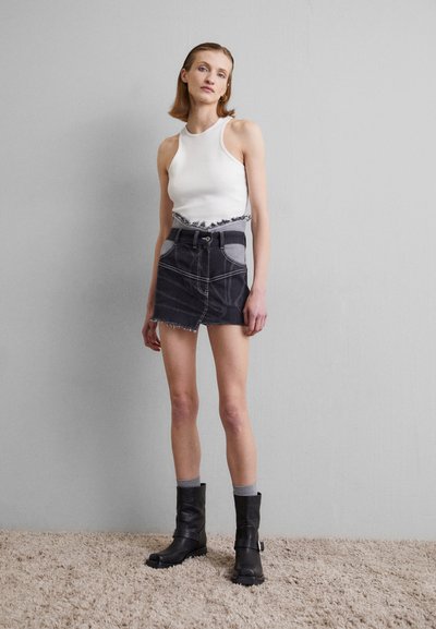 Clear To Rain LASER PATCHWORK SKIRT - Τζιν φούστα - black/grey