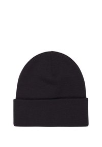 Gorro de punto negro con una textura suave, parte superior redondeada y un dobladillo vuelto, que ofrece calidez y comodidad para el clima más frío.