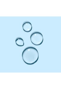 Quatre gouttes d'eau claires de tailles variées sur un fond bleu clair avec des ombres douces sous chaque goutte.