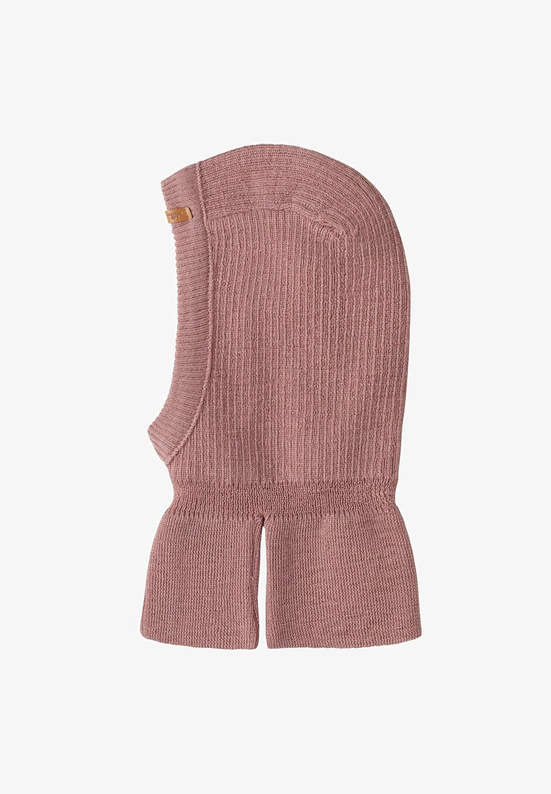 Pletená kukla v jemné růžové barvě, s ribbed texturou, těsným střihem a rozšířenými dolními okraji. Obsahuje malou značkovou etiketu na boku.