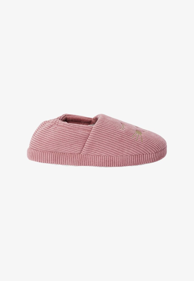 Chausson en velours côtelé rose avec une texture à côtes, un design bas et un détail brodé à l'avant. Matériau doux et semelle flexible.