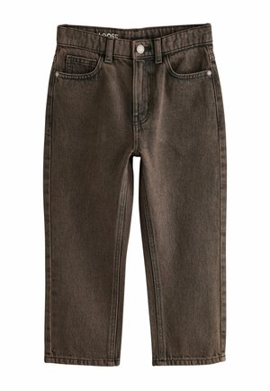 Pantalones vaqueros marrones de corte holgado con botón delantero, trabillas para cinturón y diseño de cinco bolsillos, mostrados sobre un fondo blanco.