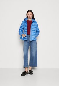 Tommy Hilfiger GLOBAL JACKET - Overgangsjakke - iconic blue
