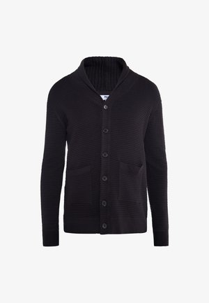 Juodas kardiganas su šalikiniu apykakle, susiraukšlėjęs audinys, užsegamas priekyje mygtukais ir turintis dvi kišenes. Ilgos rankovės ir prigludęs siluetas.