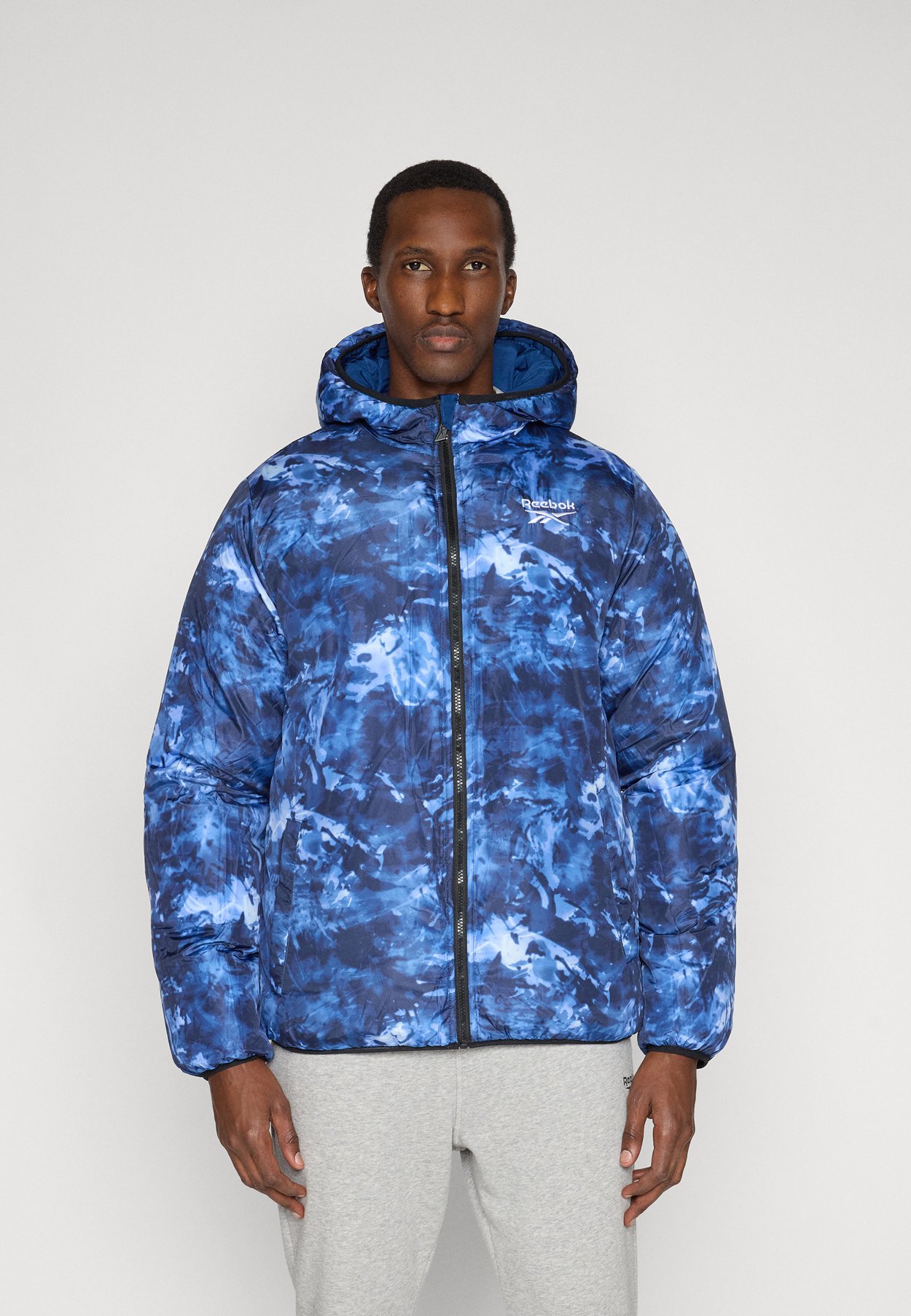 REVERSIBLE PUFFER