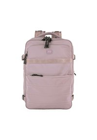 Mochila de color rosa claro con múltiples compartimentos, costuras contrastantes y tiradores de cremallera negros. Cuenta con correas de hombro ajustables y un asa en la parte superior.