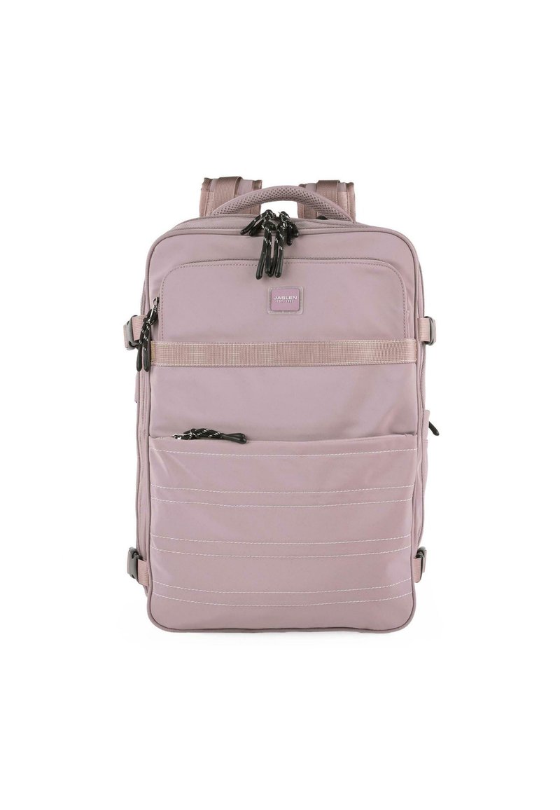 Mochila de color rosa claro con múltiples compartimentos, costuras contrastantes y tiradores de cremallera negros. Cuenta con correas de hombro ajustables y un asa en la parte superior.