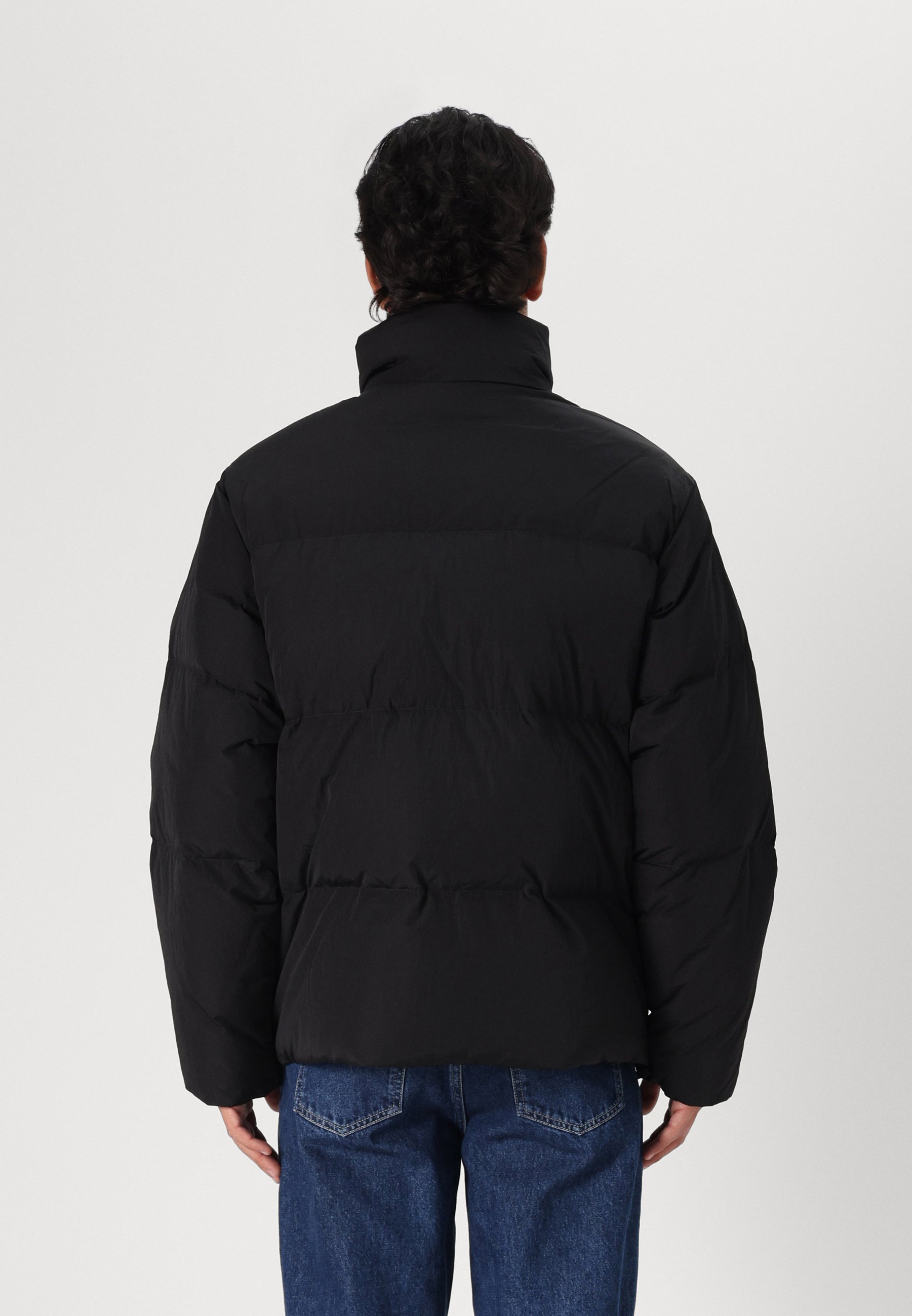 DIESEL W-Raveel ブラック ダウンジャケット 46 Diesel W-RAVEEL