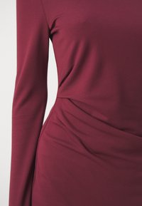 DKNY DRESS - Trikoomekko - burgundy