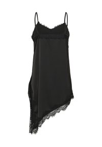 Robe nuisette en soie noire avec fines bretelles, bordure en dentelle le long de l'encolure, des côtés et un ourlet asymétrique sur fond blanc.