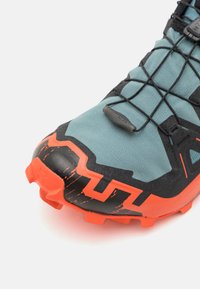 Thumbnail Image 9
