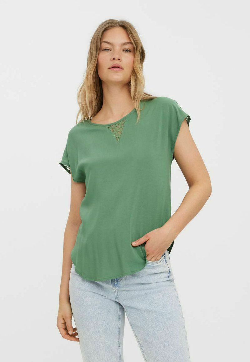 Damen T-Shirts | Vero Moda T-Shirt print comfrey/grün - YB25100 Damen T-Shirts | Vero Moda T-Shirt print comfrey/grün - YB25100