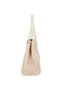 Basket-lignende tote bag i blødt cremefarvet vævet materiale med fladede håndtag; struktureret form; har åben top og tekstureret mønster.