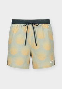 Επιλέχθηκε, jade/horizon